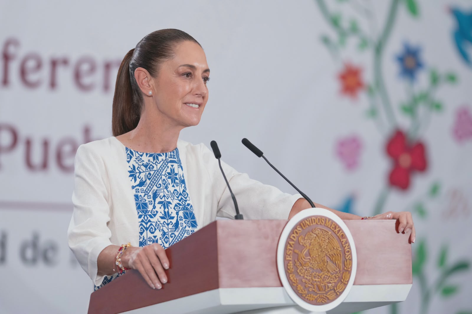 PRESIDENTA CLAUDIA SHEINBAUM FIRMA DECRETOS PARA FACILITAR INVERSIONES EN MÉXICO