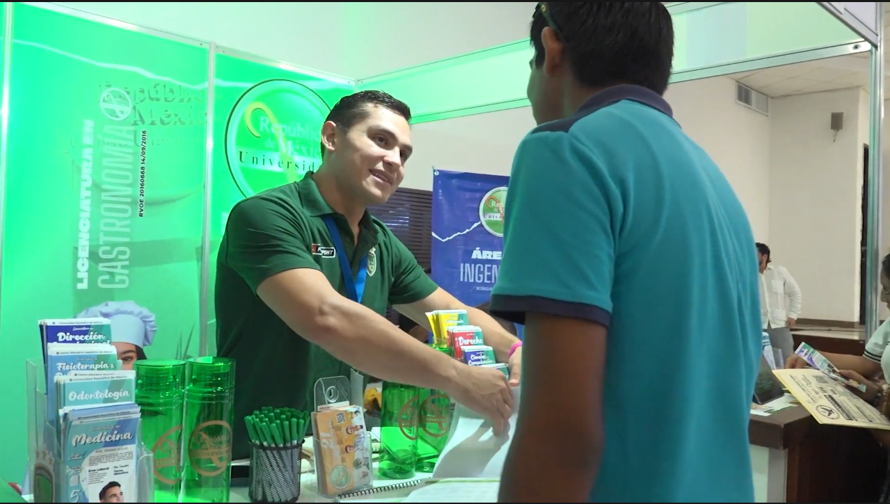 ACERCAN LA OFERTA EDUCATIVA A LOS PROXIMOS UNIVERSITARIOS