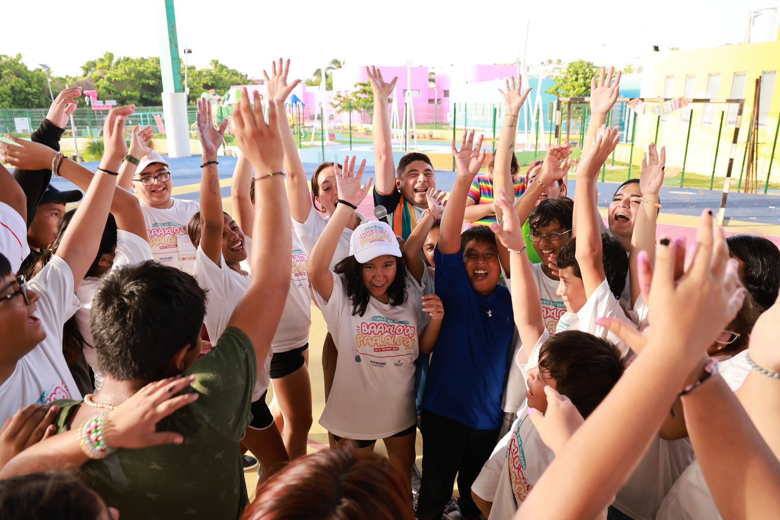 ÉXITOSOS CURSOS DE VERANO EN ISLA MUJERES