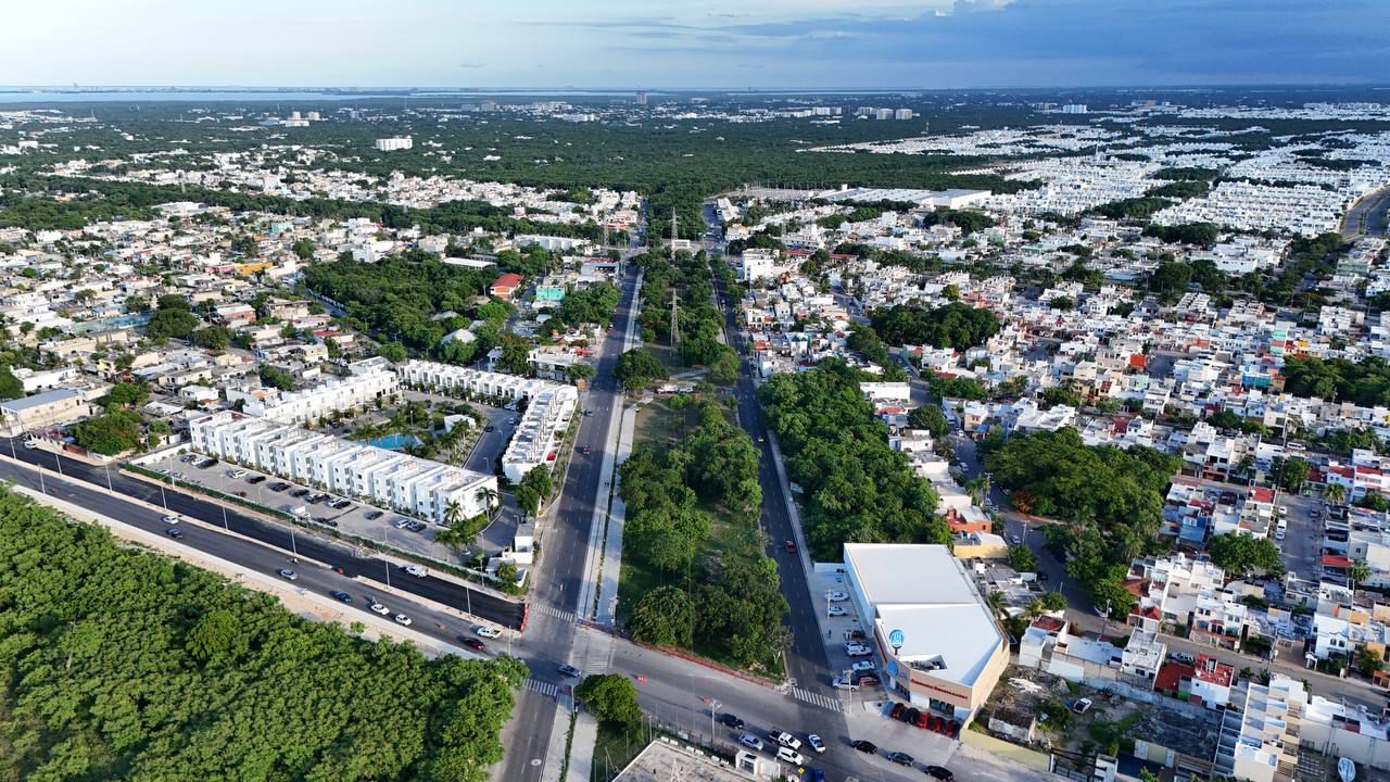 INAUGURAN RECONSTRUCCIÓN DE AVENIDA CHAC MOOL