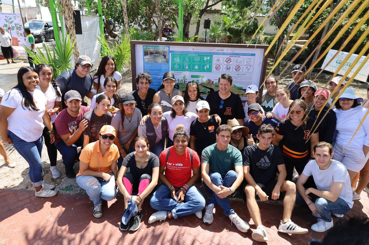OBTIENE ANA PATY PERALTA PREMIO NACIONAL AL BUEN GOBIERNO MUNICIPA