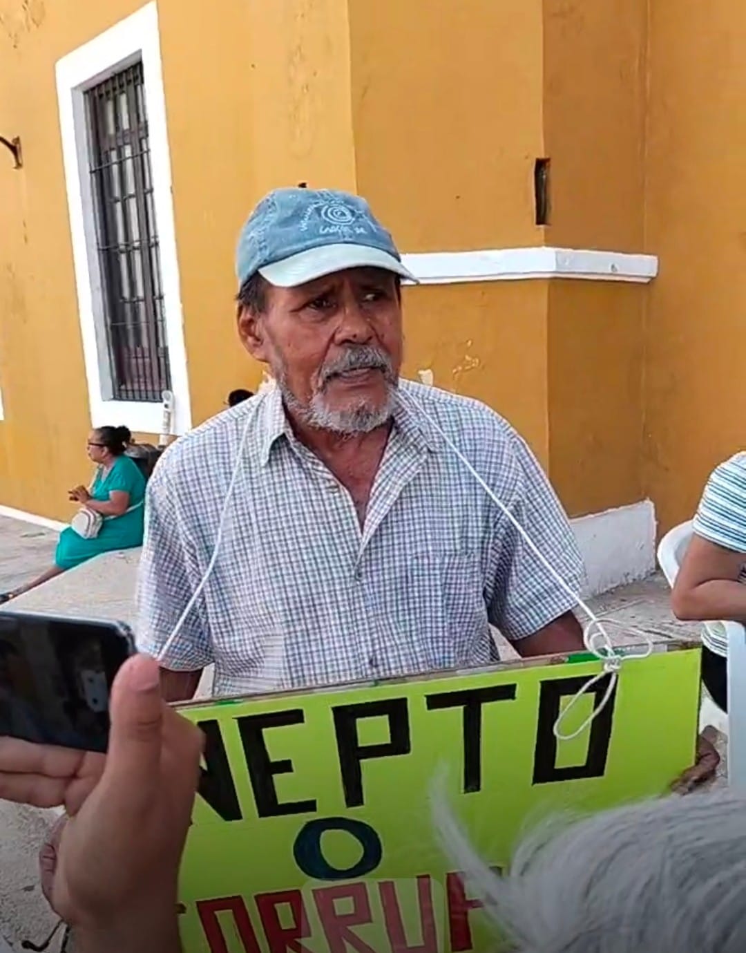PIDEN RREGULARIZAR A LOS MOTOTORTILLEROS Y TORTILLERÍAS QUE NO ESTÁN RESPETANDO LAS MEDIDAS DE DISTANCIA ENTRE UN NEGOCIO Y OTRO.
