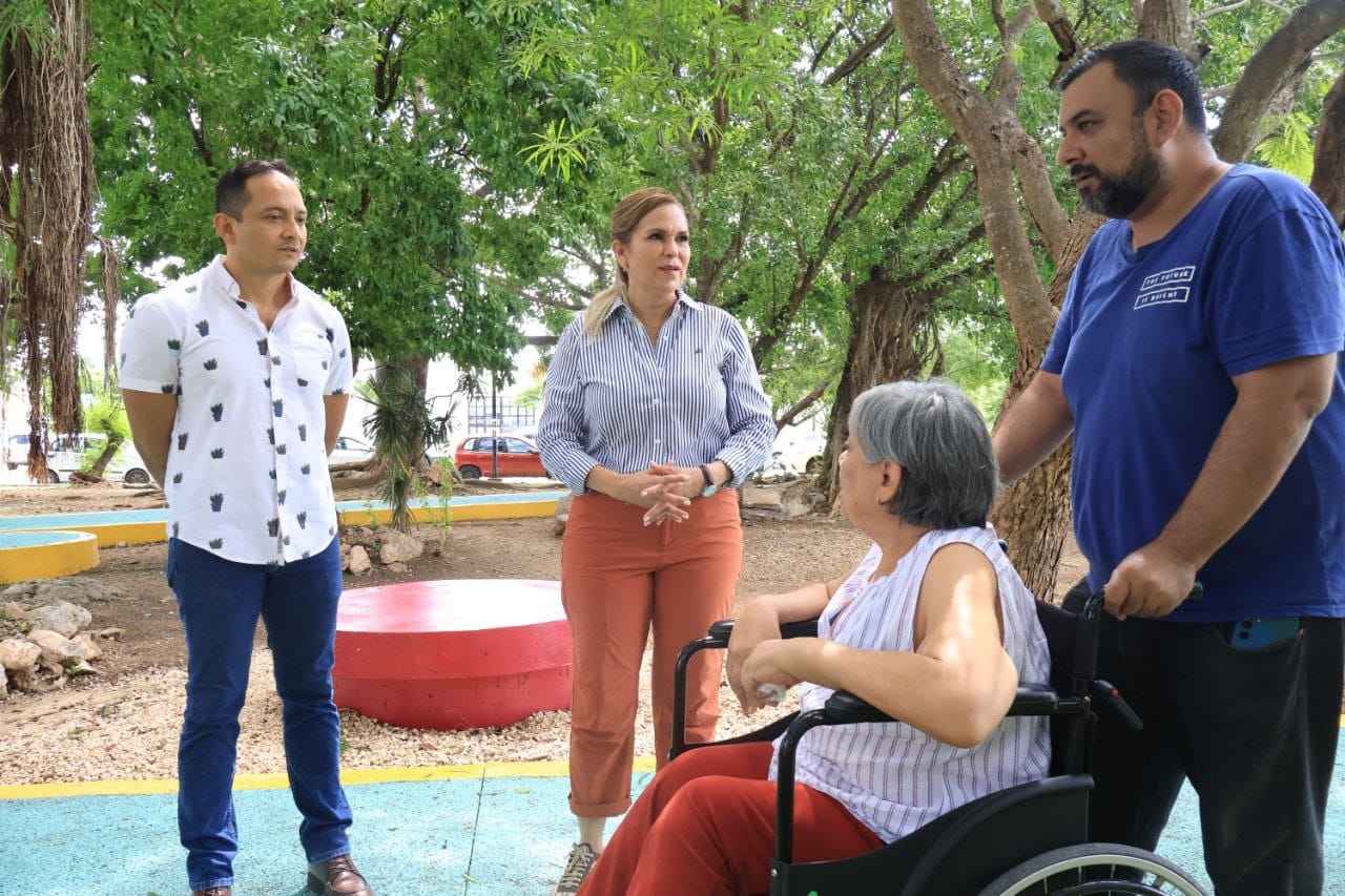 INAUGURA LILI CAMPOS PARQUE CERVANTES EN SOLIDARIDAD