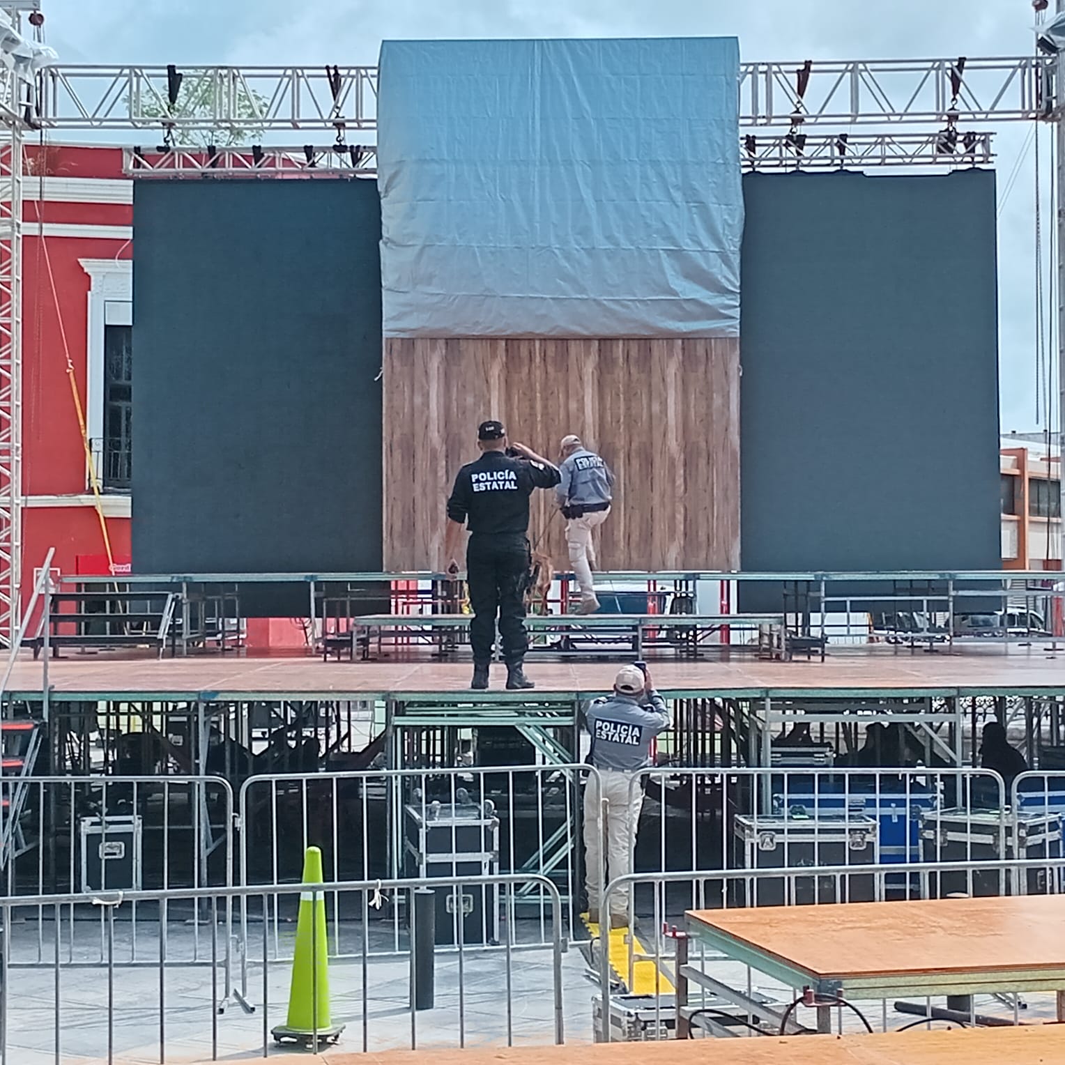 SE PREPARAN PARA LA TOMA DE PROTESTA DEL NUEVO GOBERNADOR DE YUCATÁN