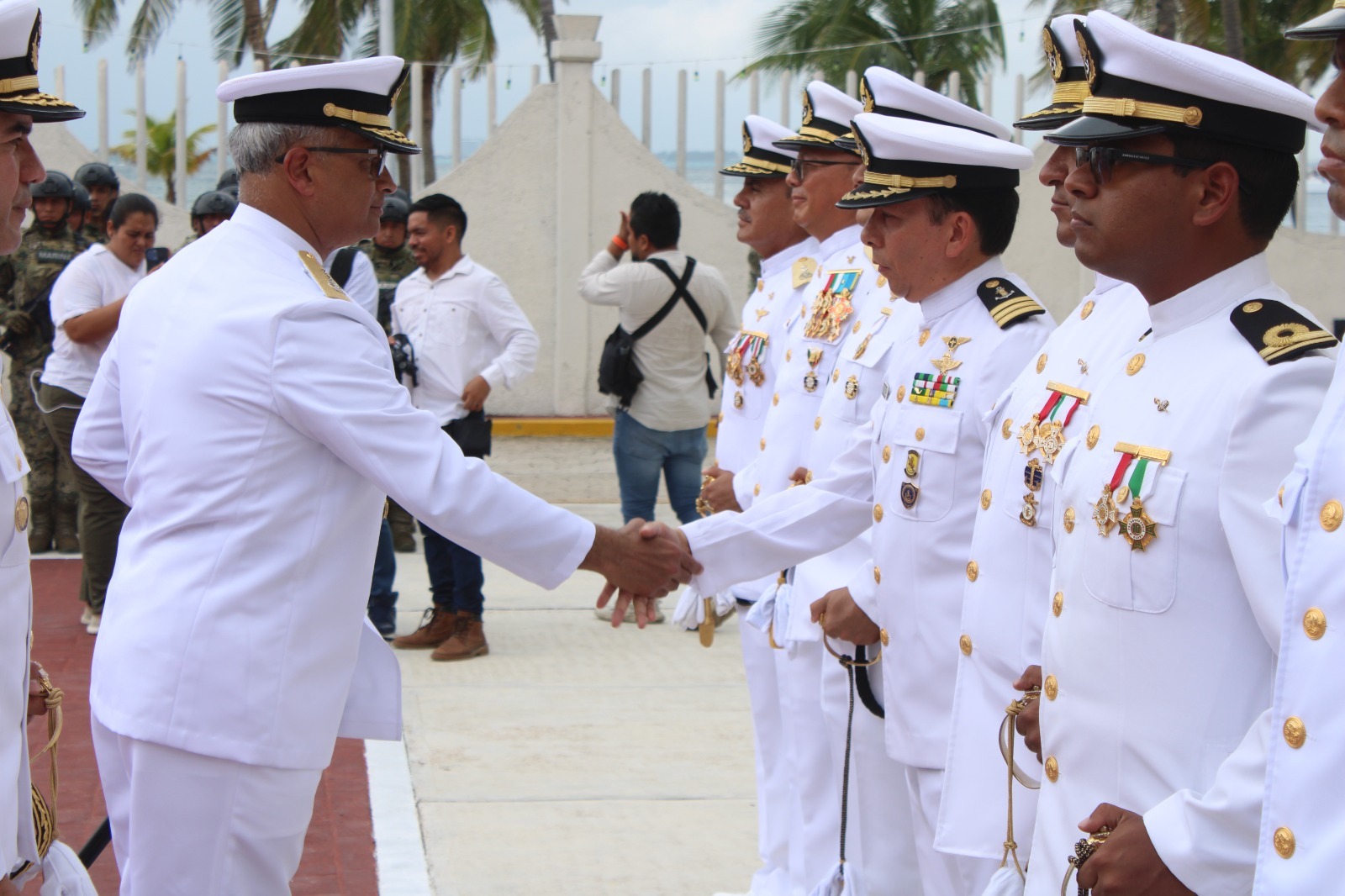 ENTREGA-RECEPCIÓN DEL MANDO DE ARMAS EN NOVENA REGIÓN NAVAL