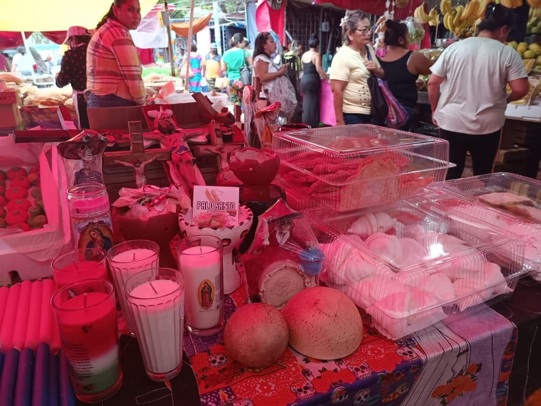 La venta de dulces típicos esta en su apogeo