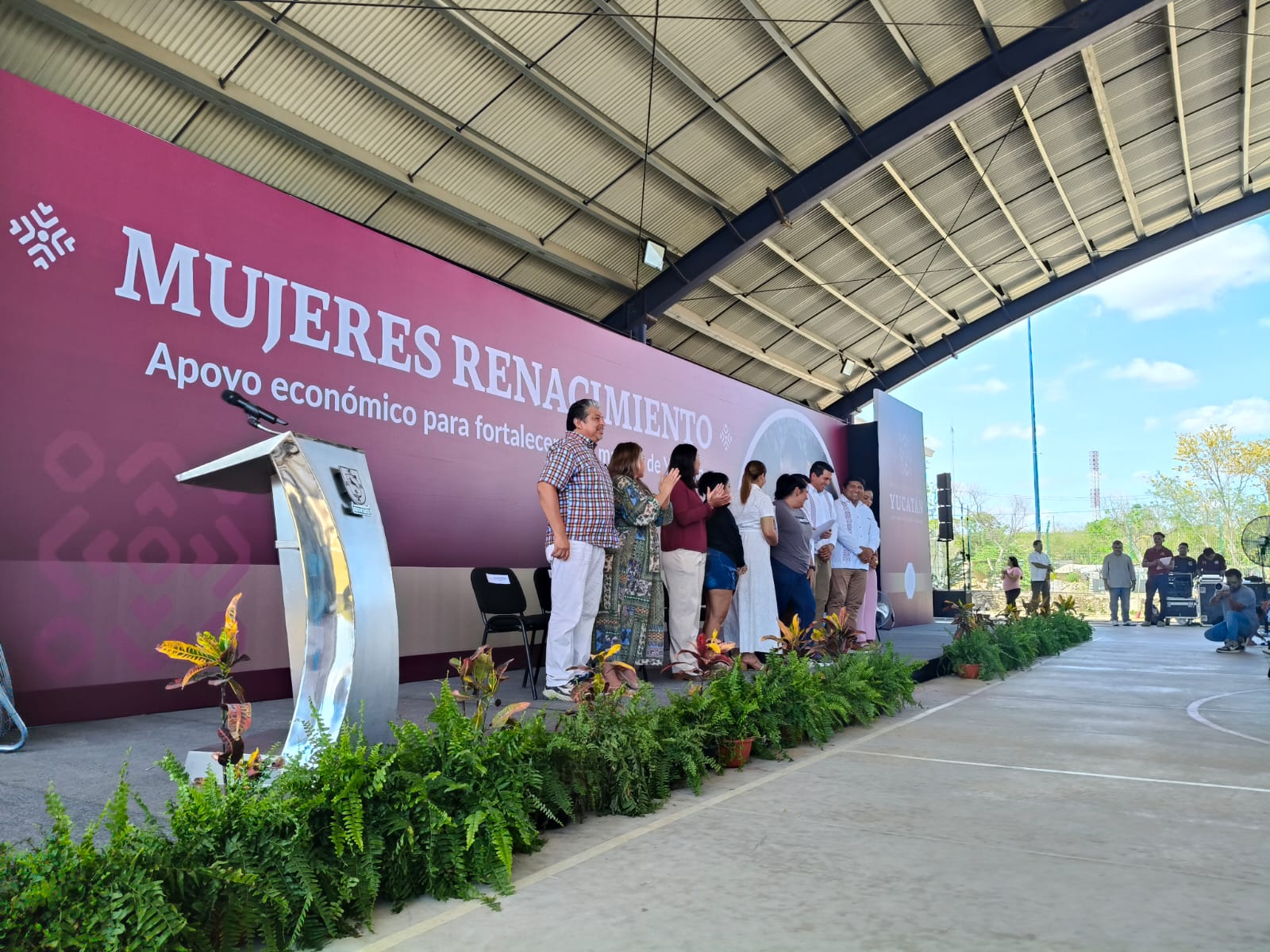 CONTINUA EL REGISTRO DE MUJERES RENACIMIENTO