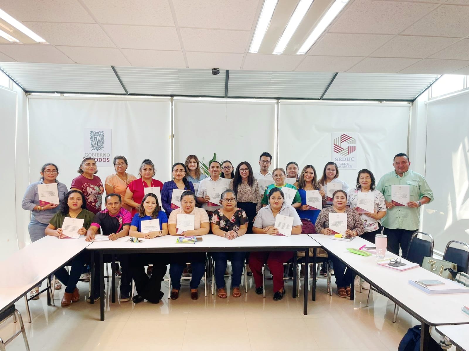 CONTINÚA COBERTURA DE CÓDIGO 100 PARA PREVENIR COMPORTAMIENTOS SUICIDAS EN HOSPITALES Y DEPENDENCIAS