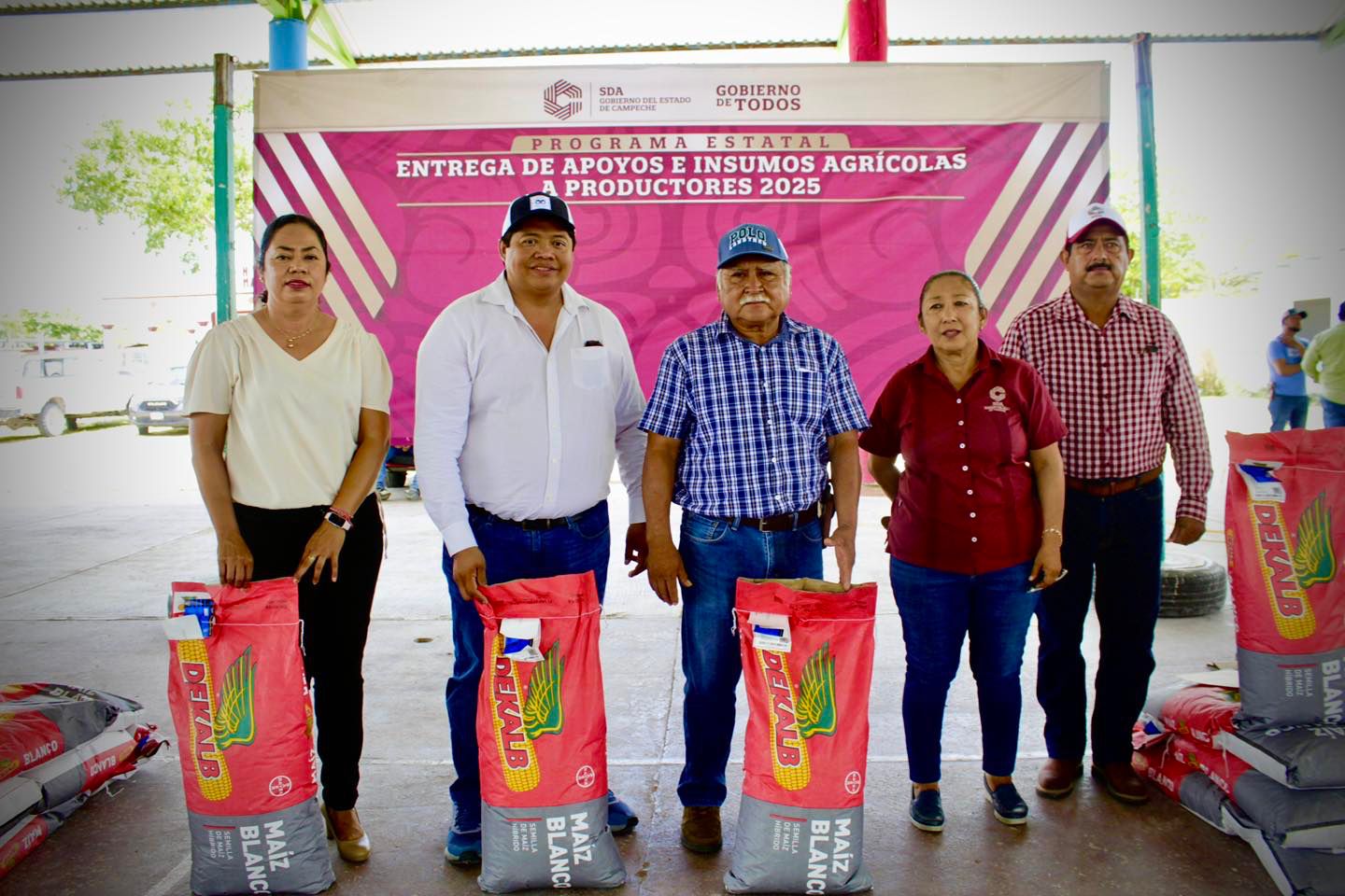 BENEFICIAN A MÁS DE 500 PRODUCTORES AGRÍCOLAS EN CIUDAD DEL CARMEN