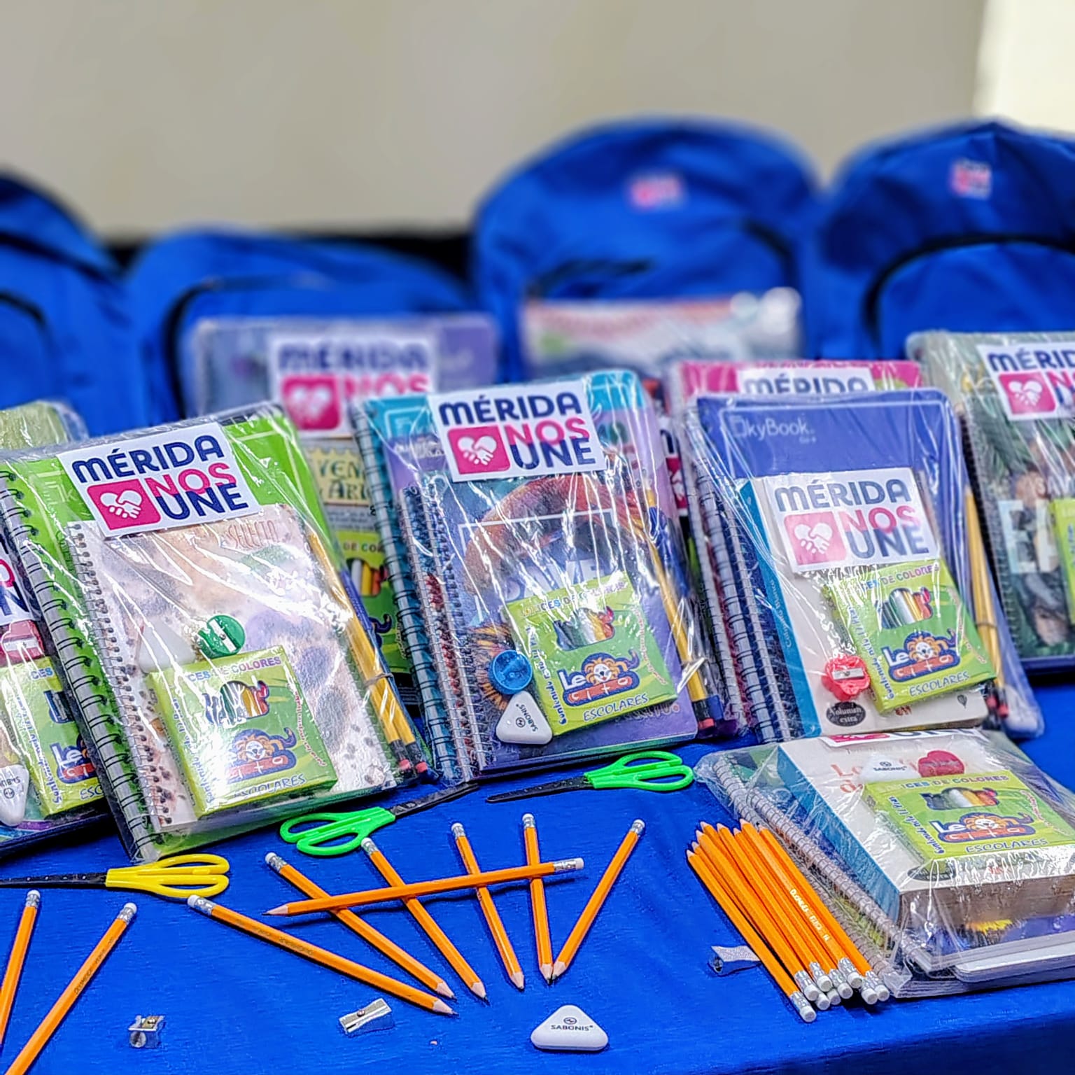 NIÑOS DE ESCASOS RECURSOS RECIBIRAN MATERIAL ESCOLAR