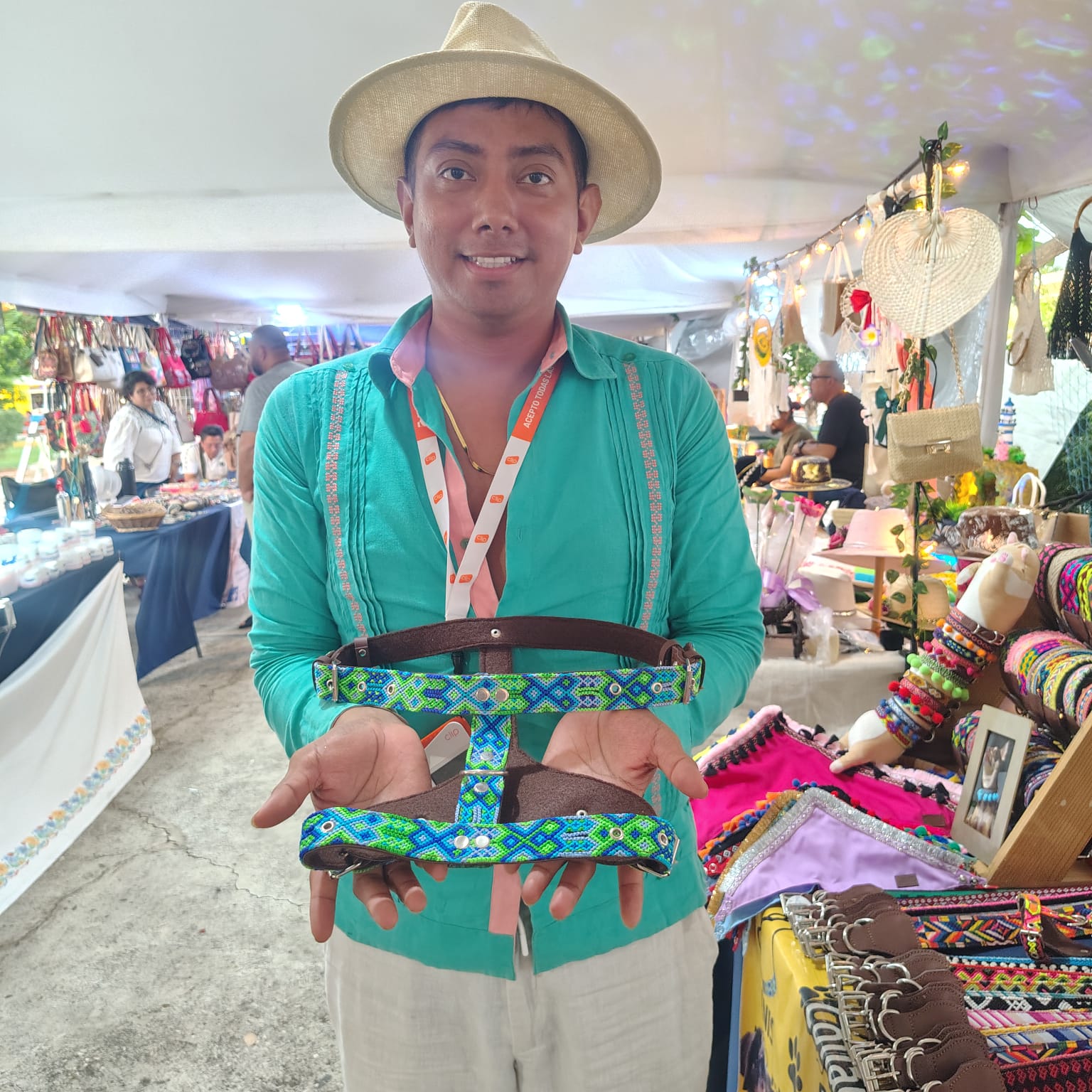 EXPO ARTESANAL "CORAZÓN ES MÉRIDA" EN EL PARQUE DE SANTA ANA