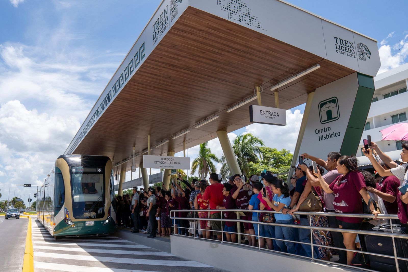 COMENZÓ OPERACIONES EL TREN LIGERO EN CAMPECHE