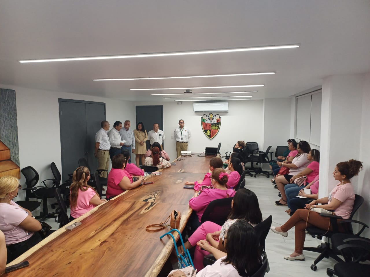 CAPACITAN A EMPRENDEDORAS DE CIUDAD DEL CARMEN