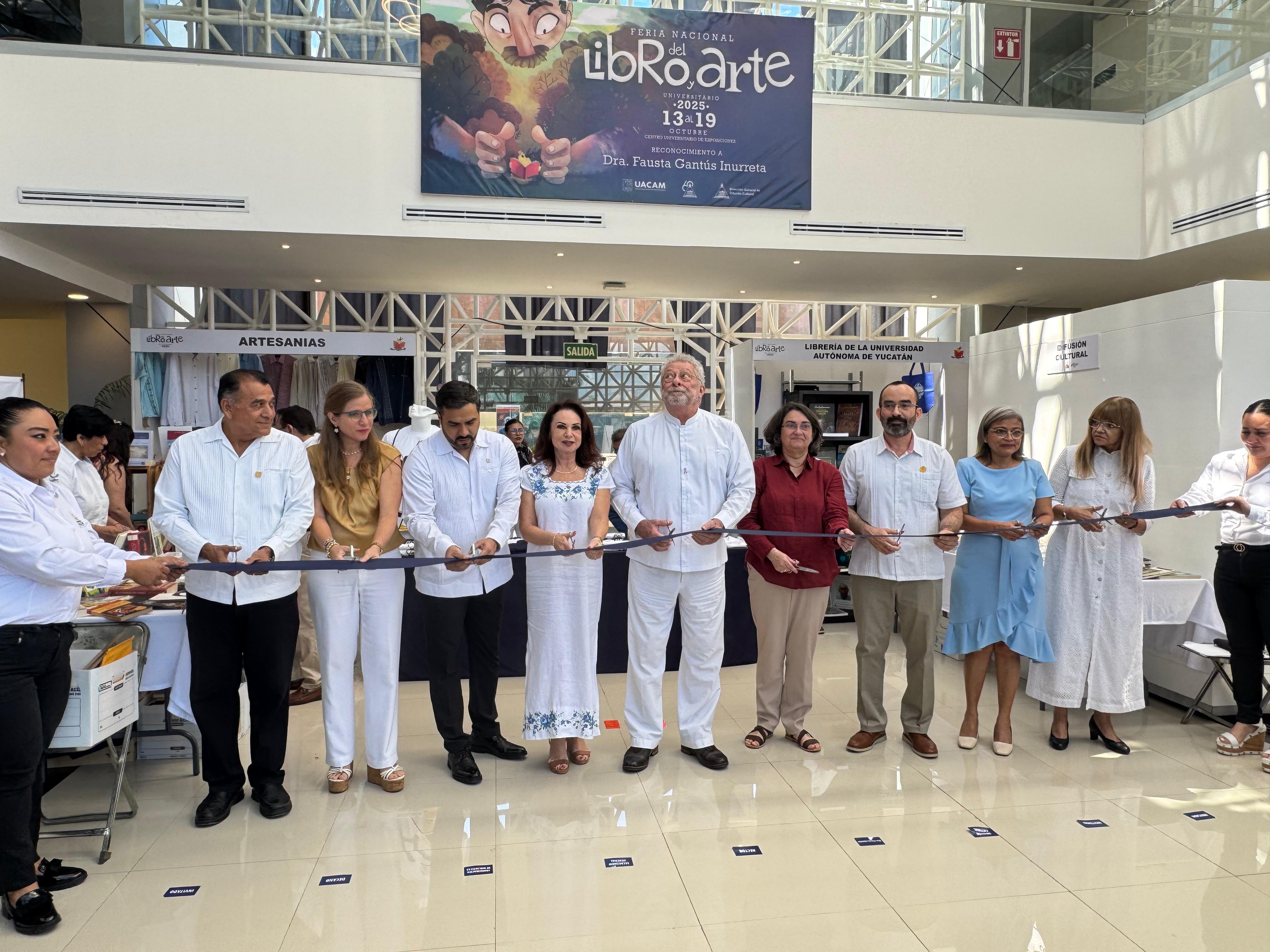 SE INAUGURÓ LA FERIA NACIONAL DEL LIBRO Y ARTE DE LA UACAM
