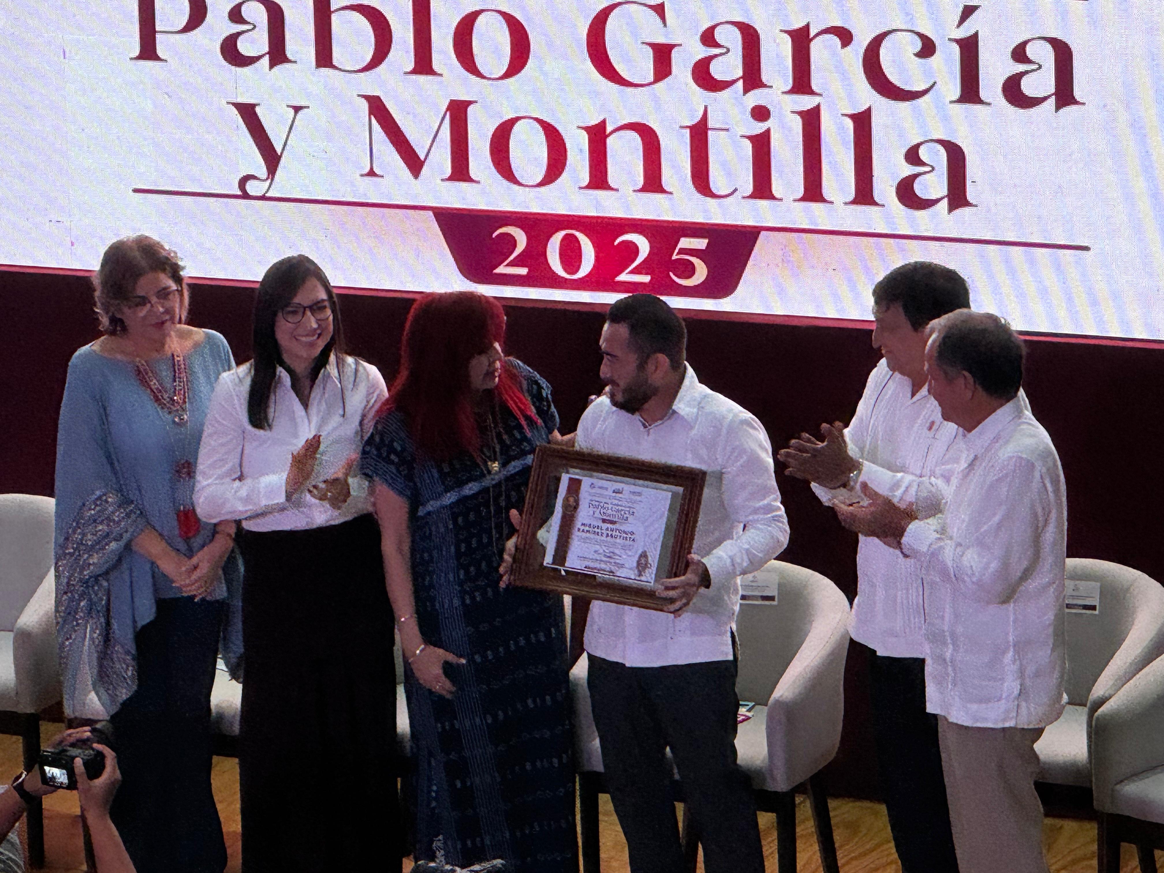ENTREGAN EL PREMIO PABLO GARCÍA Y MONTILLA
