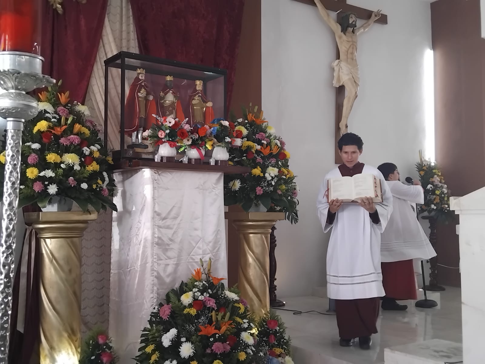 PARROQUIAS CELEBRAN A LOS REYES MAGOS