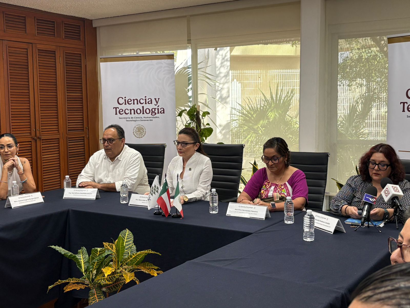 CICY PRESENTA ACTIVIDADES DE ROBÓTICA COMO PARTE DE LA COPA FUTBOTMX
