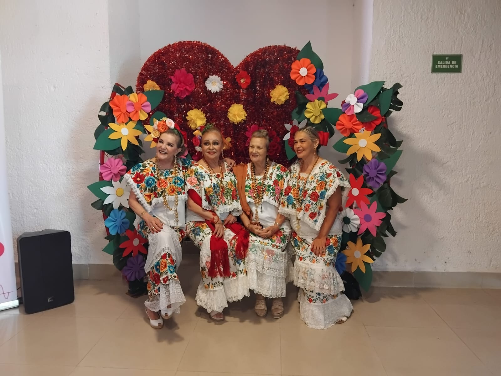 POR TERCERA OCASION SE REALIZÓ EL DESAYUNO DEL TERNO ELEGANCIA Y TRADICION
