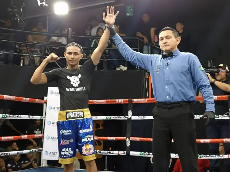 EXPLOSIVA NOCHE DE BOXEO