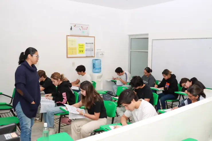 ¡TERMINA TU PREPA YA!