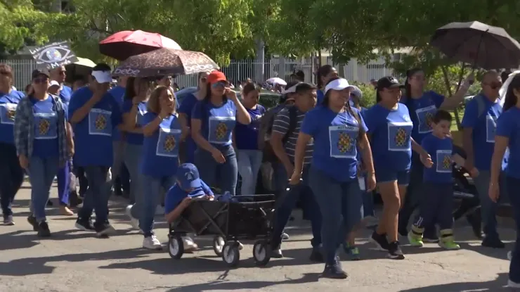 BUSCAN VISIBILIZAR Y SENSIBILIZAR SOBRE EL AUTISMO Y SINDROME DE DOWN