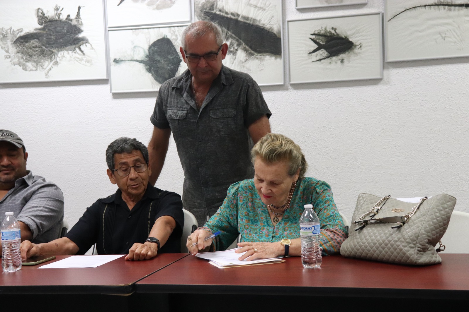 ELIGEN A LA REINA DE LA TROVA