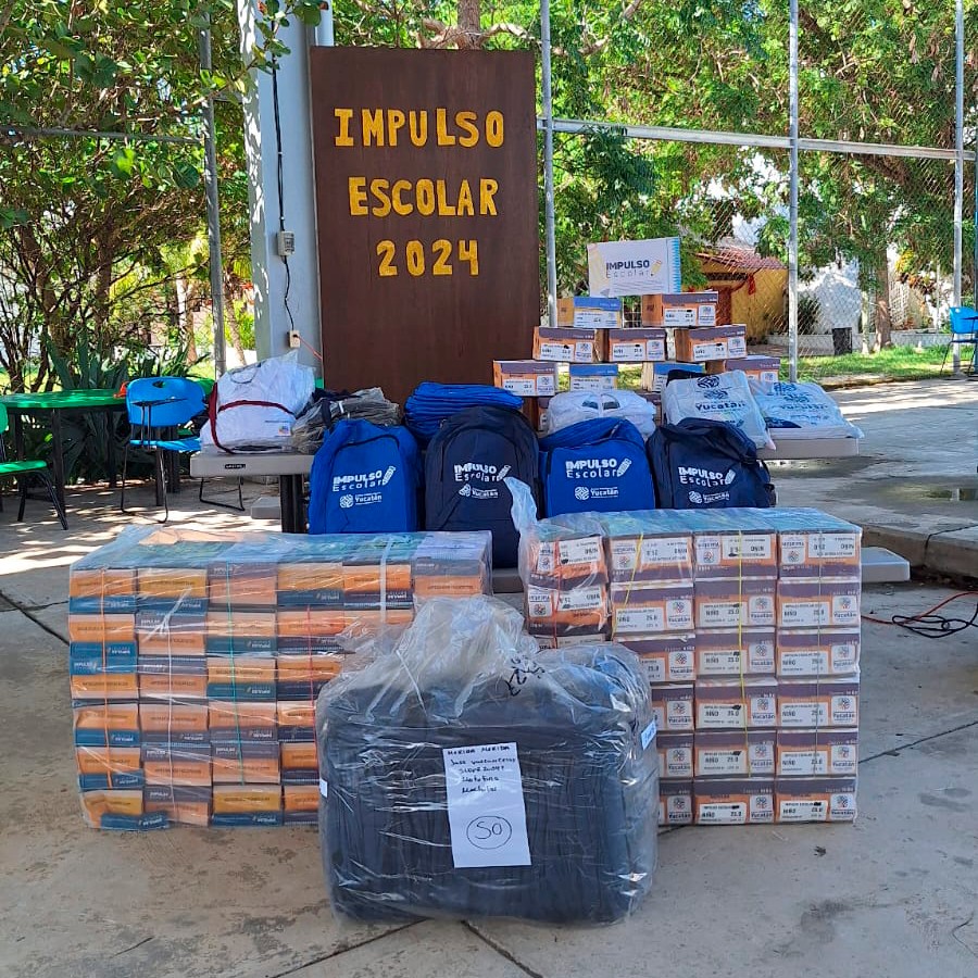 ENTREGA GOBIERNO MÁS DE 4 MIL PAQUETES DE IMPULSO ESCOLAR