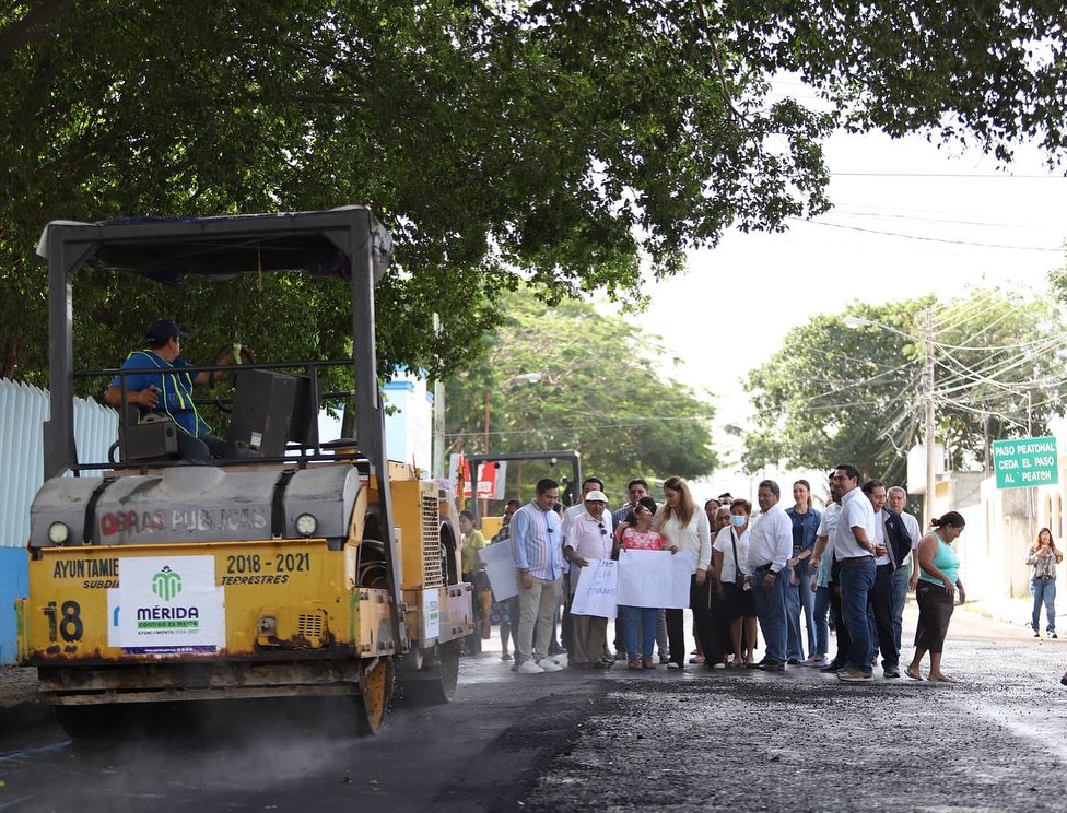 COMBATEN LOS BACHES EN EL ORIENTE DE LA CIUDAD