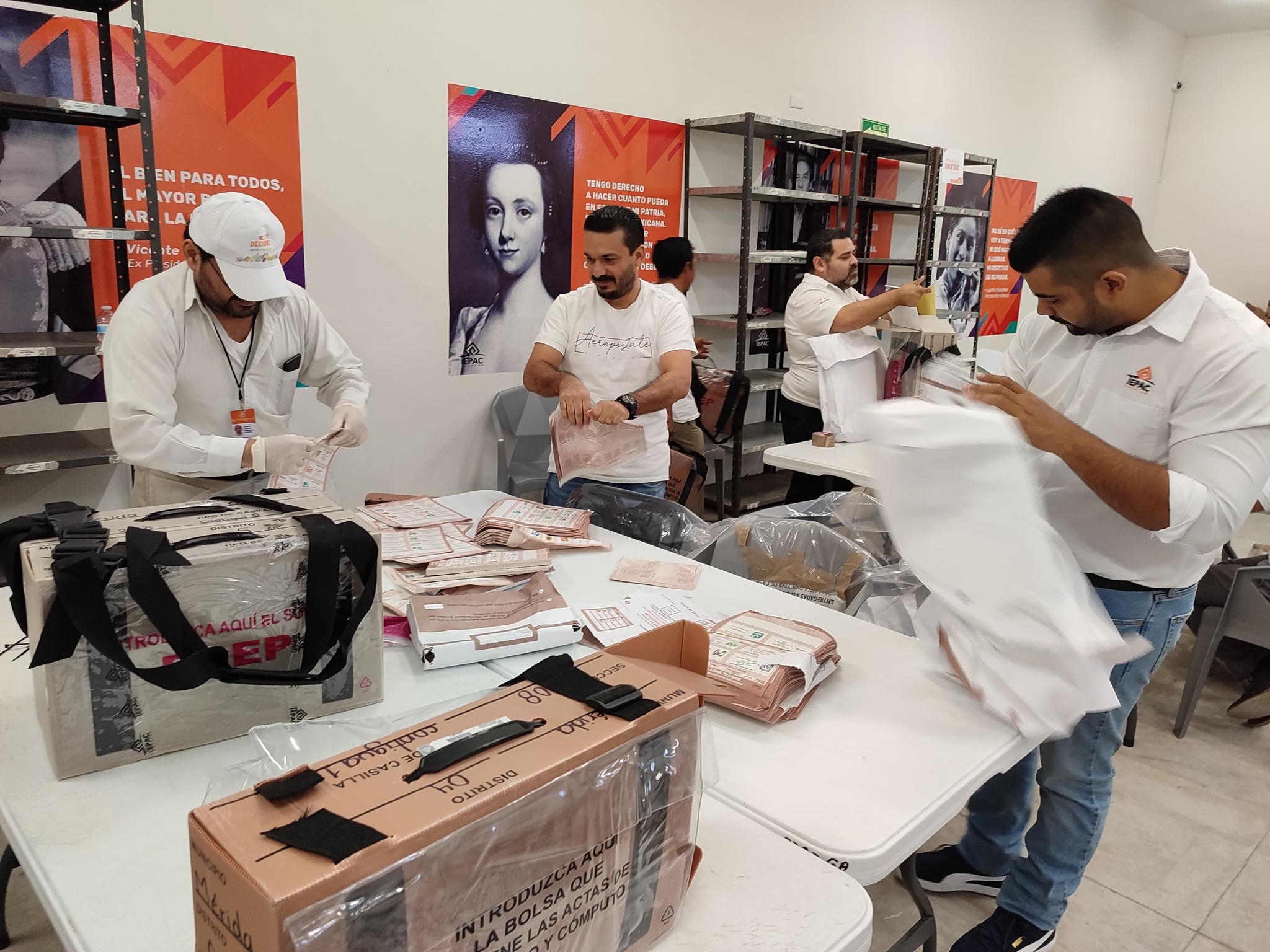 DESTRUYE EL IEPAC YUCATÁN MATERIAL ELECTORAL