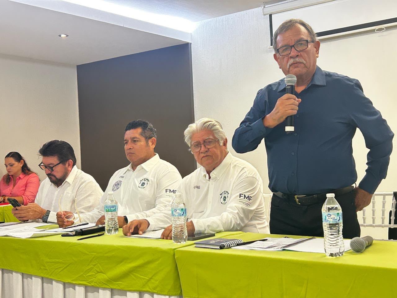 REELIGEN A MANUEL MARTÍN EN AFEYAC 