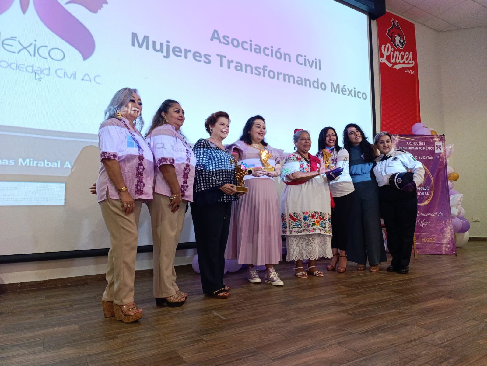 RECONOCEN A YUCATECAS POR SU TRABAJO ALTRUISTA DE EMPODERAMIENTO E INVESTIGACIONES EN FAVOR DE LA MUJER