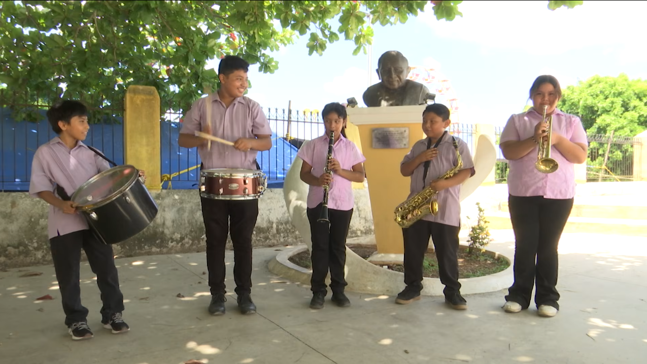 LA CASA DE LA CULTURA EN SEYÉ FORMA LA SEGUNDA GENERACION DE CHARANGA INFANTIL