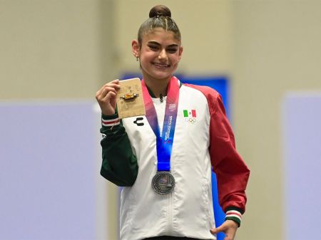 CUATRO MEDALLAS PARA ANA LUISA EN CENTROAMERICANOS 