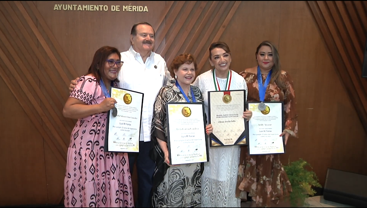 SE ENTREGA POR PRIMERA VEZ LA MEDALLA “ANDRES GARCÍA LAVIN” AL PERIODISMO DE VERDAD 