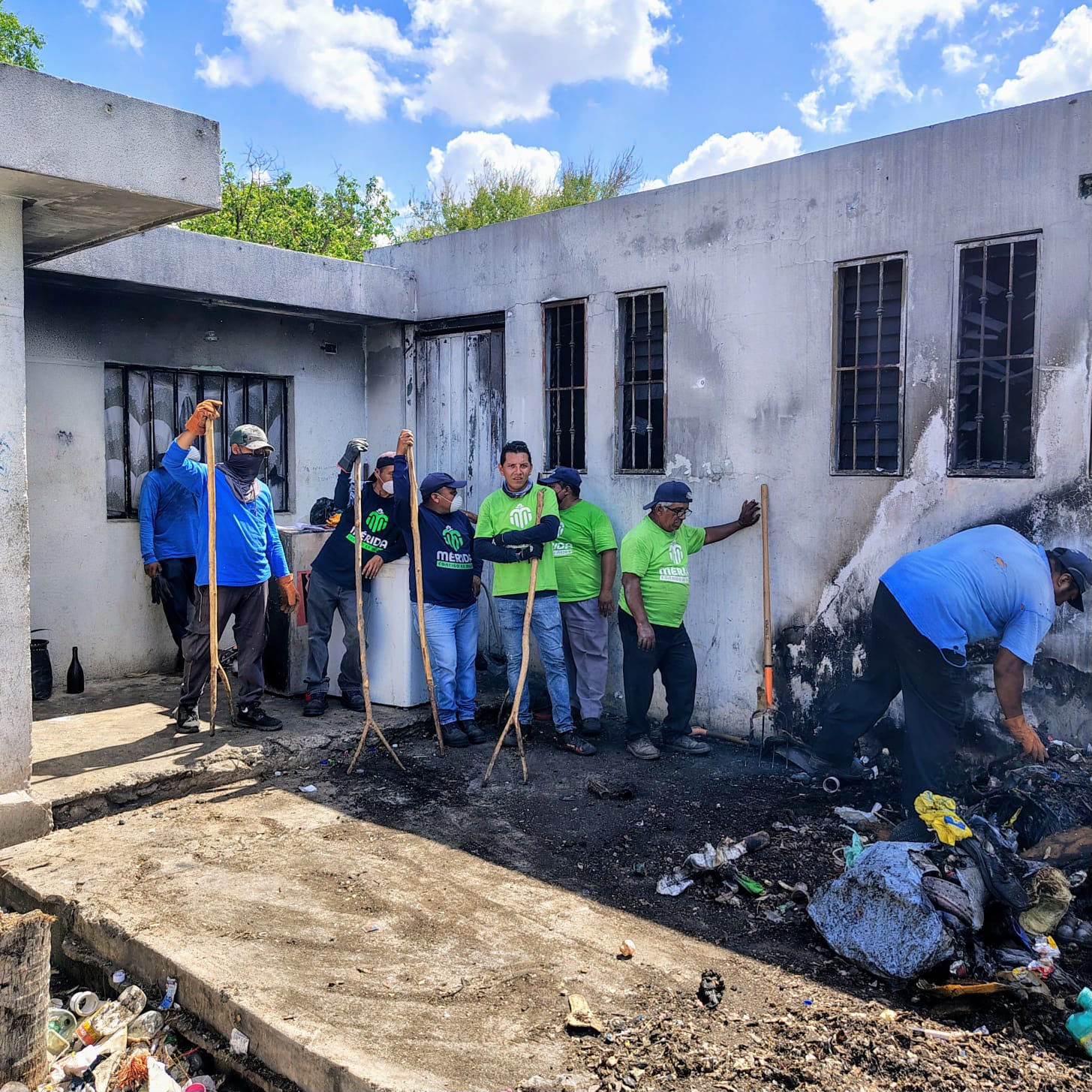 CIUDADANOS ACUMULADORES DE BASURA REINCIDEN EN ESTA PRACTICA