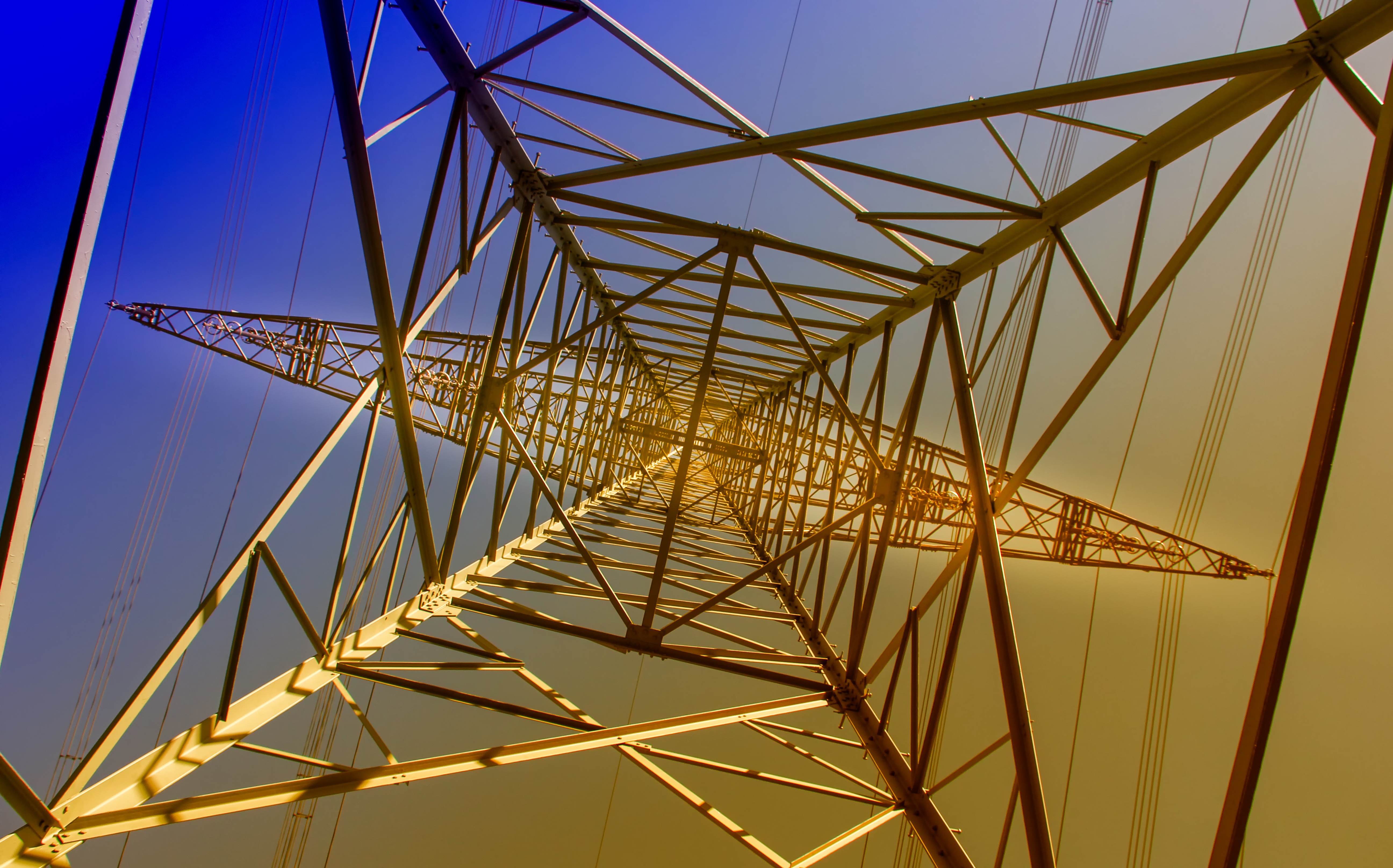 VECINOS DE ACANCEH REPORTAN FALLAS ELECTRICAS