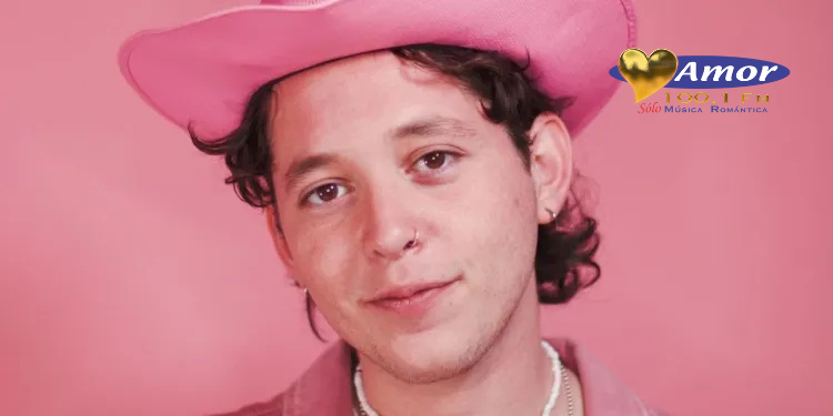 ¿Conoces a Chucho Rivas? El cantautor que le canta al amor con el corazón