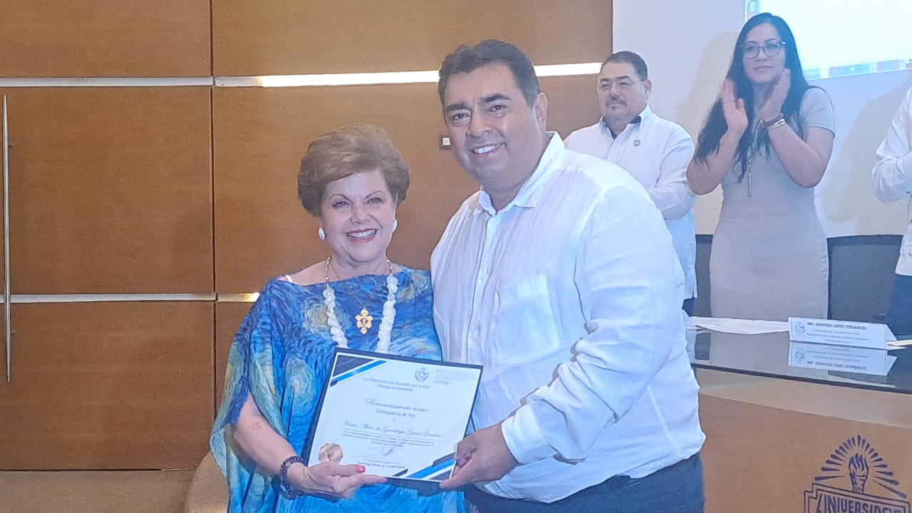 LA PAZ PREMIA LA PASIÓN DE ALIS GARCÍA