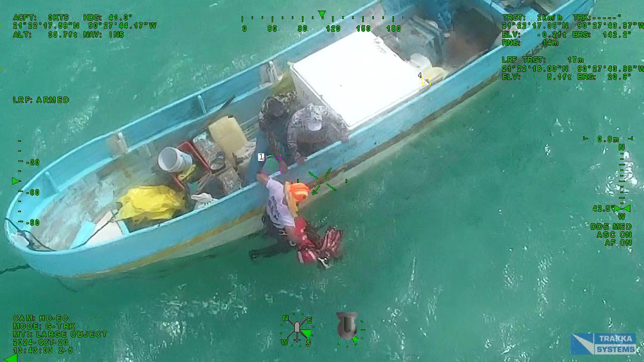 TRES VIDAS SALVADAS EN EL MAR