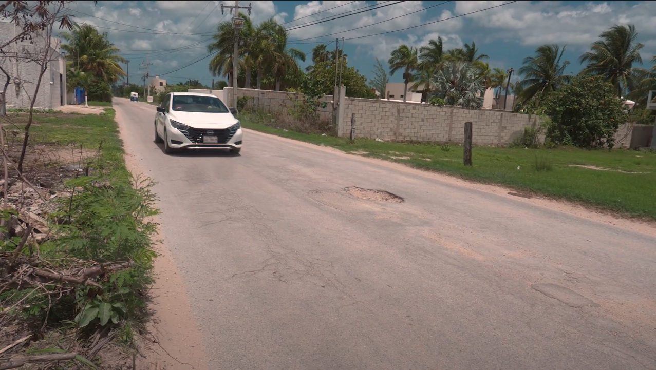 PREPARAN MANTENIMIENTO DE CARRETERAS DE CHICXULUB