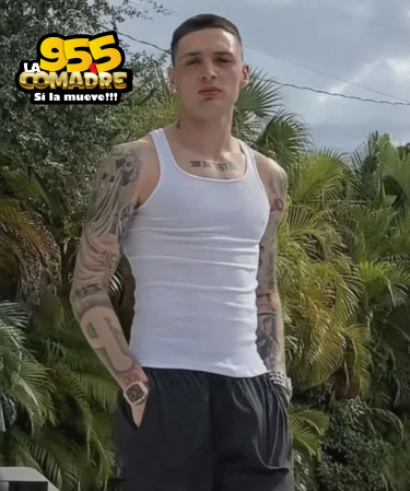 Peso Pluma sorprende con nuevo cambio de look