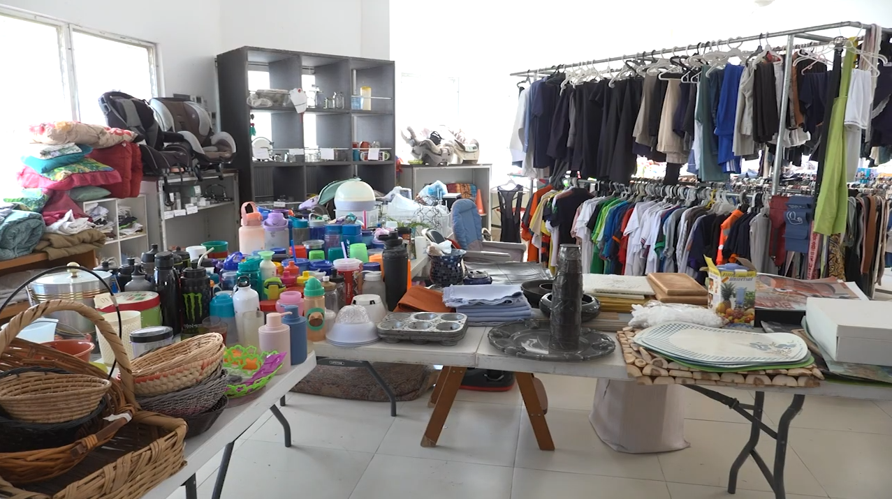 DURANTE EL MES DE MARZO LA ASOCIACION CONSTRUYENDO SONRISAS OFRECE OFERTAS EN SU BAZAR