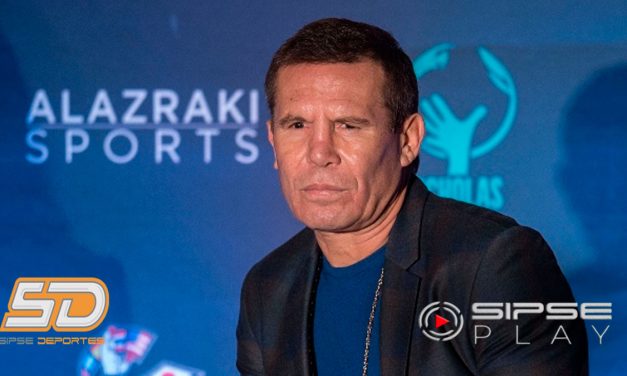 JULIO CÉSAR CHÁVEZ PIDE QUE DEJEN DE COMPARARLO CON CANELO